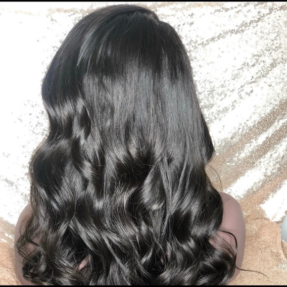 Brand new wig, never worn - Picture 3 of 3